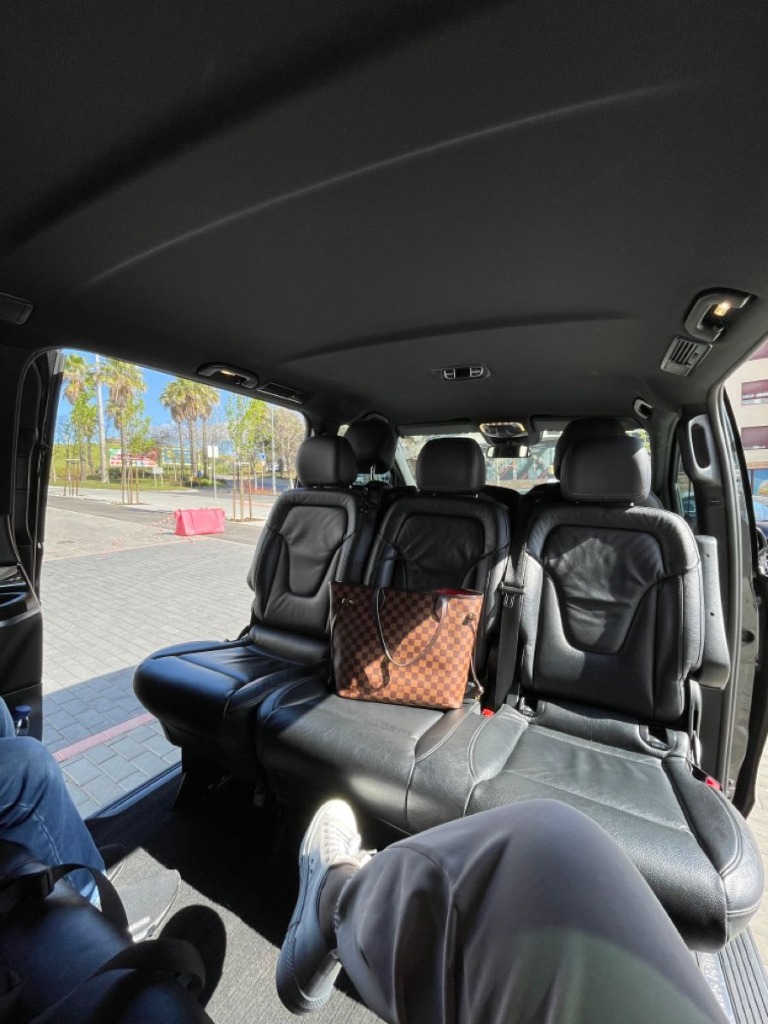 Mercedes V-Class Luxury Interior
